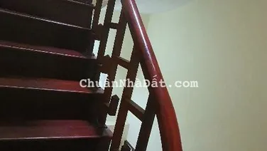 Nhà hiếm phố Trần Thái Tông, Cầu Giấy, nhà xây chắc chắn, 60m2, 8.9 tỷ