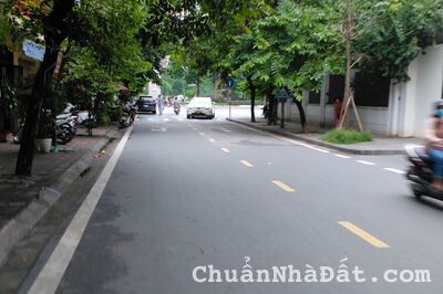 Bán nhà phân lô 42m2 ô tô tránh phố Xã Đàn phía Phạm Ngọc Thạch.