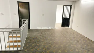 Bán đất tặng ngay nhà mới xây, Ngọc Thuỵ - Long Biên – Hà Nội