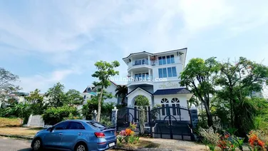 Cho thuê biệt thự mặt biển An Viên Nha Trang, 4 tầng 7 ngủ, 264m2, đầy đủ nội thất, giá 66tr/tháng