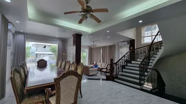 Cho thuê biệt thự An Viên Nha Trang, 3 tầng 4 ngủ, full nội thất, hướng Đông Nam, gần biển, 35tr/th