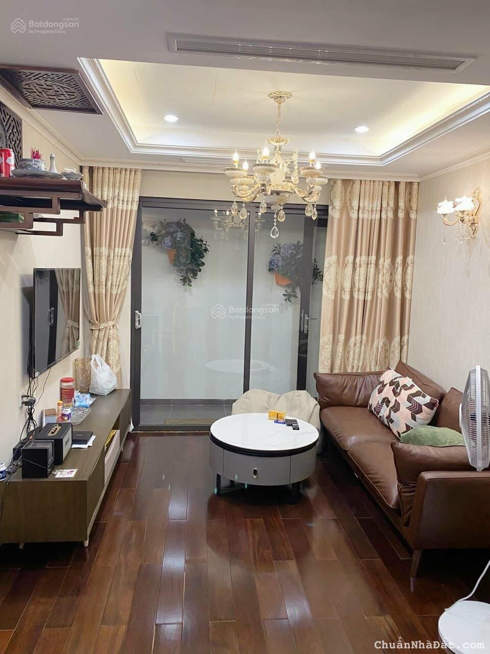 Cho thuê căn hộ HC Golden Bồ Đề, Long Biên 2PN 2WC Full đồ giá 12,5tr.