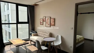 Cho thuê căn hộ cao cấp Vinhomes Riverside 1n1k tầng cao view đẹp 12tr.