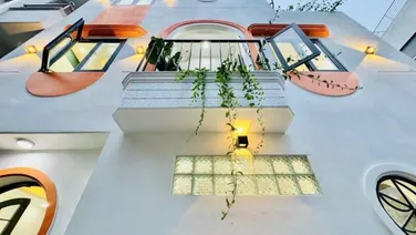 Bán nhà xây 1 trệt 2 lầu 119m2 đường Pasteur,Q3 giá 8tỷ550 gần THPT Marie Curie.Hẻm xe hơi.