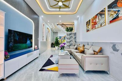 Sang Mỹ định cư! Bán nhà 62m2 đường Hồng Bàng,Q11 giá 3tỷ150.Gần Cầu vượt Cây Gõ.Hẻm 7m. Sổ riêng.