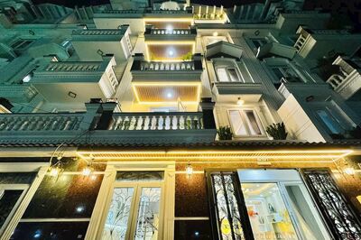 Cần bán nhà 60m2 Nguyễn Hữu Cảnh,Bình Thạnh giá 3 tỷ 550 gần Công viên Landmark 81, sổ riêng