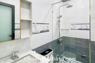 Chú Chín bán nhà 71m2 đường Nguyễn Thượng Hiền,Bình Thạnh giá 2tỷ990.Gần Chợ Cây Quéo.Hẻm 6m.Sẵn sổ