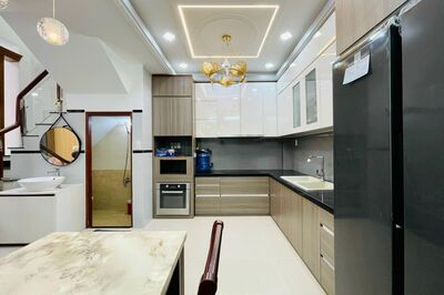 Kẹt tiền bán nhà 50m2 Thoại Ngọc Hầu, Tân Phú giá 1 tỷ 550, gần cấp 1 Phan Chu Trinh, hẻm 6m