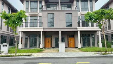 Bán biệt thự song lập GS nhà bè 9.5x17, DT Sàn 235m, 1 trệt/2 lầu, giá 23ty vị trí đẹp