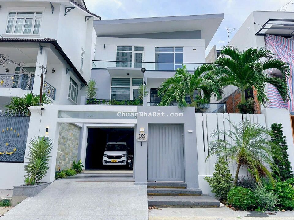 Bán biệt thự 10x25, nhà thiết kế đẹp, 6pb,7wc, nhà đẹp ở liền, Giảm 3 tỷ còn 23.8ty