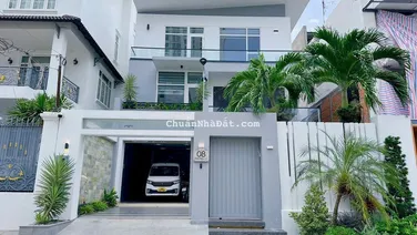 Bán biệt thự 10x25, nhà thiết kế đẹp, 6pb,7wc, nhà đẹp ở liền, Giảm 3 tỷ còn 23.8ty