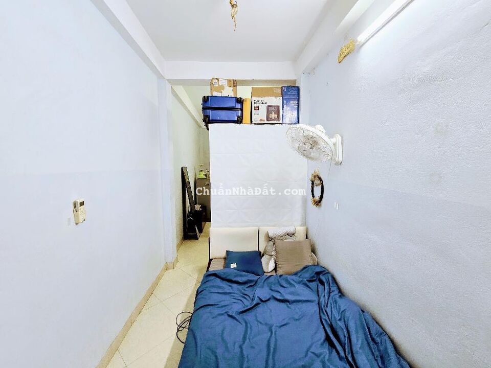 Bán tòa căn hộ mini Trường Chinh, 9 phòng, dòng tiền cao, giá 6.x tỷ, gần phố trung tâm 