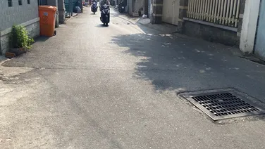 Nhà 3 mặt tiền đường 4 tăng nhơn phú B, Diện tích 160m giá tốt