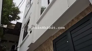 Bán nhà nhà 7 tầng, Thang máy , 9 phòng khép kín, 7.5 tỷ