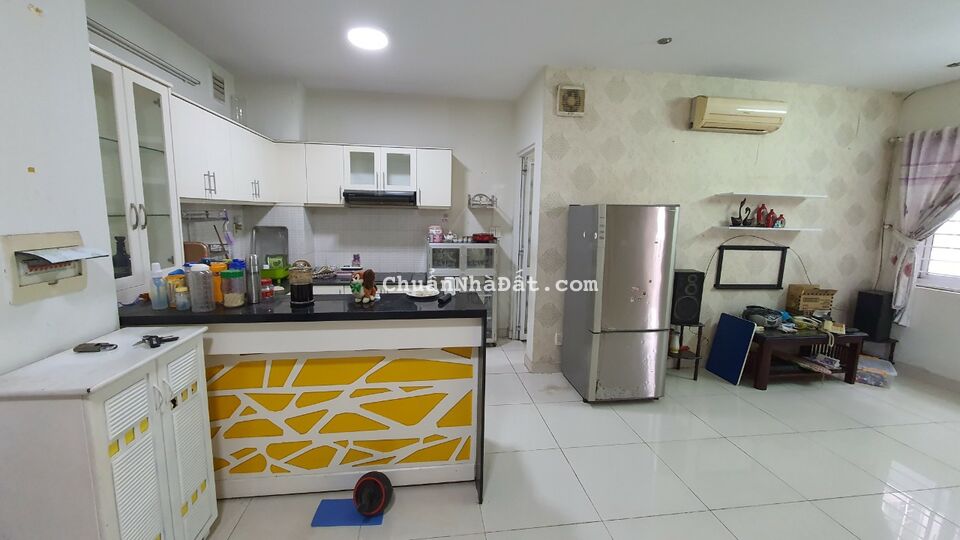 Cho thuê gấp chung cư Bàu Cát 2 quận Tân Bình