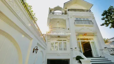 Bán biệt thự Elsas Villa Quận 2, trung tâm TP. Thủ Đức, DT: 11x22m, Hầm + 4 tầng, giá: 50 tỷ TL