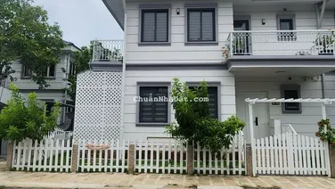 Bán biệt thự đơn lập Dự án Victoria Village Quận 2, DT: 15x18m, 3 lầu + ST, giá: 80 tỷ TL