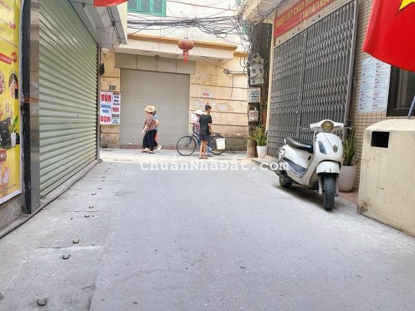 Bán nhà riêng Bùi Xương Trạch Thanh Xuân 30m2 4T Mt 4m Ô Tô Qua Nhà Giá Chỉ 6. tỷ