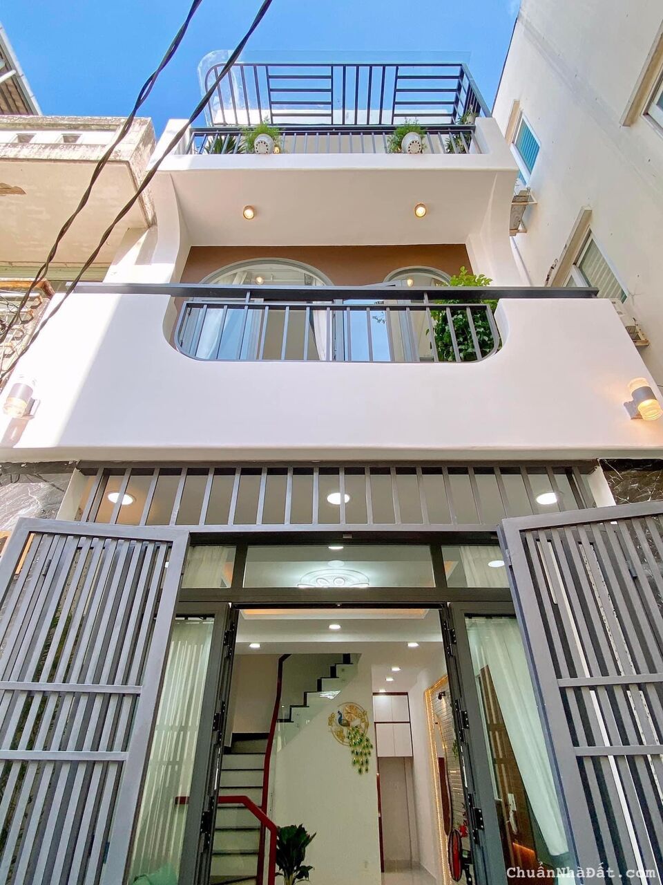 Nhà 37m2 hẻm ô tô Âu Dương Lân, P3, Q8 chỉ 2ty150. Gần UBND Phường 3 cực kì an ninh