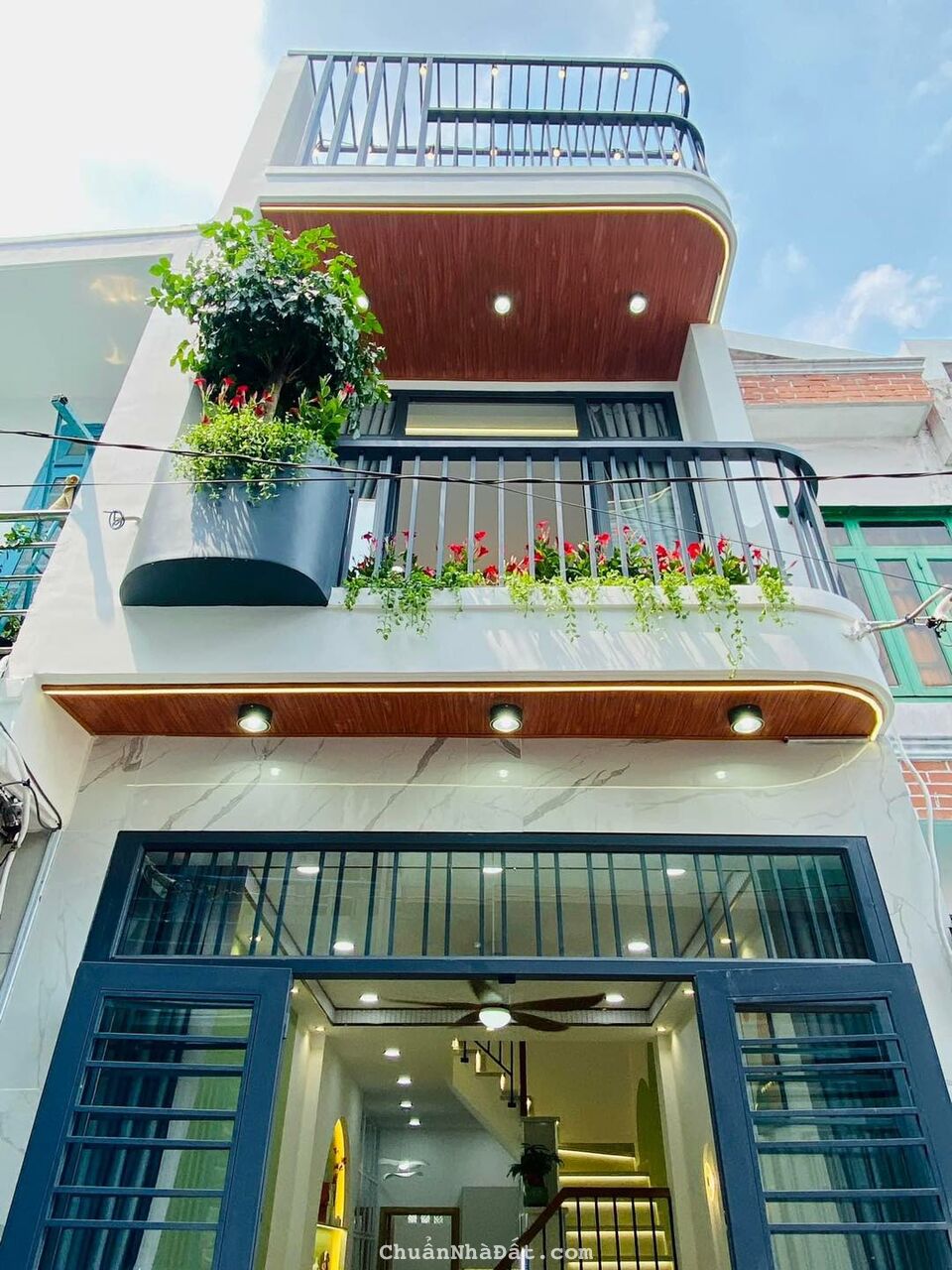 Chủ bán nhanh đi nước ngoài, giảm chỉ còn 1ty750 nhà 30m2 ngay Nguyễn Biểu, Q5. Đang cho thuê 12tr