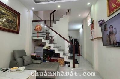 Bán nhanh nhà HXH ngay Bình Thới, P14, Q11 chỉ 1ty750. Đang cho thuê 9tr/tháng, sổ riêng