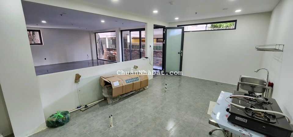 CHO THUÊ MẶT BẰNG TRUNG TÂM ĐƯỜNG LÝ TỰ TRỌNG, 100M2, TẦNG HẦM KHÁCH SẠN, SẠCH VÀ THOÁNG, CHỈ 15TR