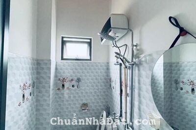 CHO THUÊ NHÀ NGUYÊN CĂN SONG LẬP (CĂN BÊN PHẢI) ĐƯỜNG XE HƠI TÔ HIỆU, 3PN FULL NỘI THẤT 15TR