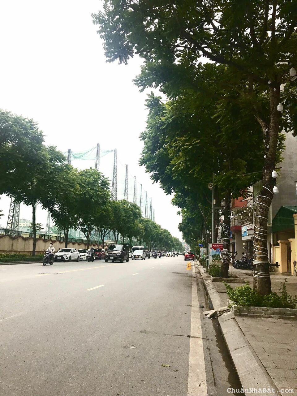 HIẾM! SIÊU PHẨM LÊ TRỌNG TẤN_20M RA MẶT PHỐ_DIỆN TÍCH 40M_MẶT TIỀN 5M_NHÀ ĐẸP Ở LUÔN