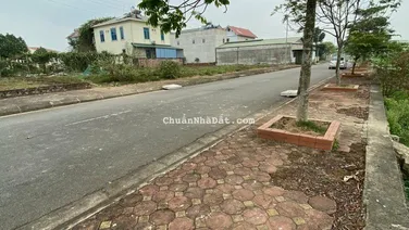 Chính chủ cần tiền nên bán gấp lô đất 300m2 khu tái định cư Xuân Sơn