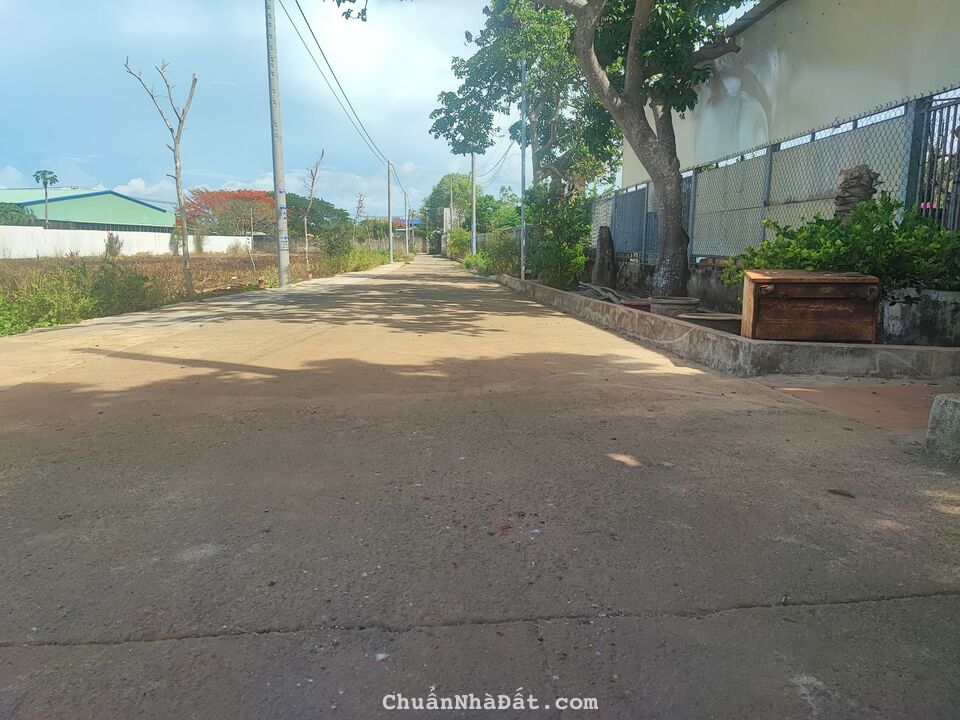 Mở bán 27 nền mặt tiền đường Phạm Hùng, trung tâm thị trấn Đất Đỏ, giá chỉ 338tr