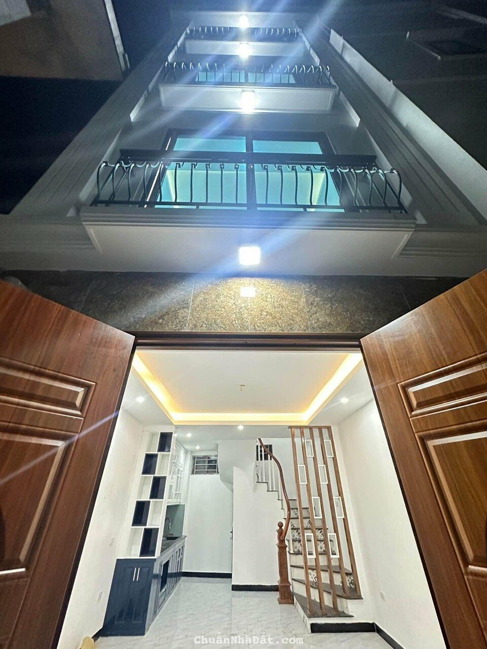 Quý khách muốn sở hữu ngay căn nhà 5 tầng