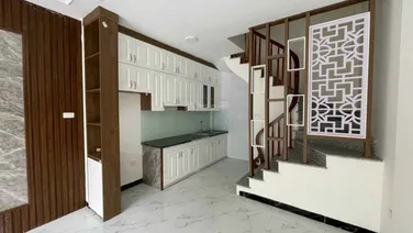 Bán nhà 35m2 - 5 tầng - giá 4,5 tỷ tại Cổ Linh đối diện Aeon Mall Long Biên