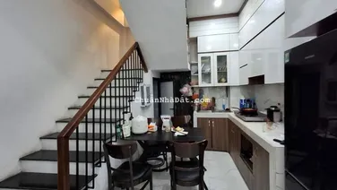 BÁN NHÀ GIA QUẤT 4 TẦNG FULL NỘI THẤT 3 TỶ LH:0879779988