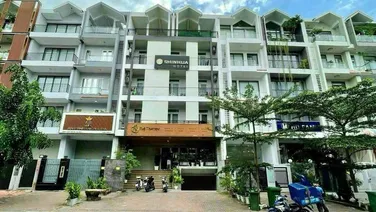 Bán căn nhà phố mặt phố KDC him lam kênh tẻ , Tân Hưng , Quận 7, 10x20m, giá cực tốt