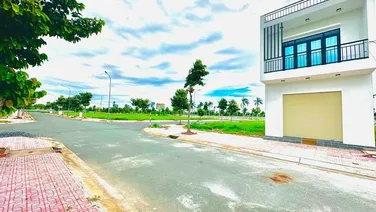 Sổ HỒNG cầm tay Chú Đạt giá luôn 1 tỷ 382 - Đô Thị trung tâm Thủ Thừa