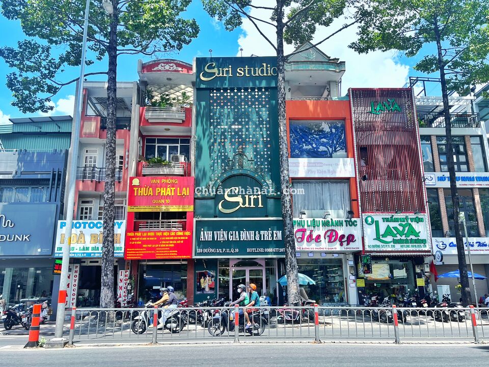 Cho thuê nhà mặt tiền đường 3 Tháng 2, Q. 10 - DT 5.5m x 25m - 4 Tầng thang máy