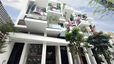 Nhà phố đường Lý Chính Thắng, Q3. 81,3m2. 5 tầng full nội thất. Giá chỉ 19 tỷ.