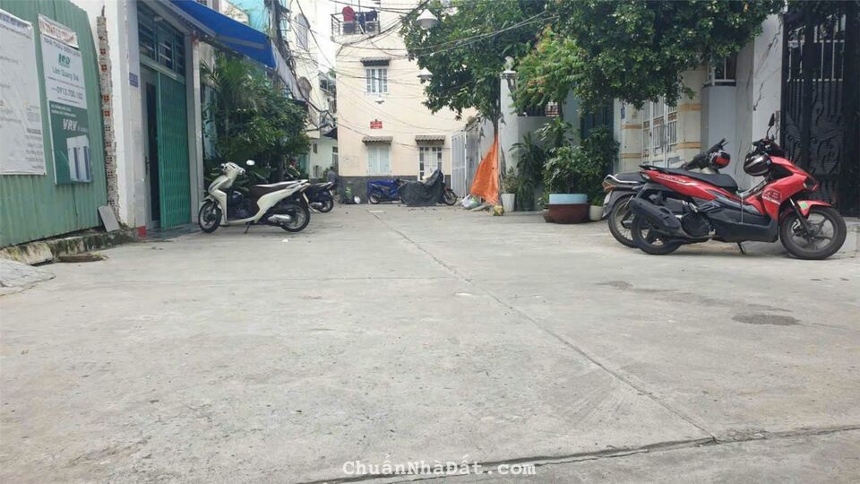 **Chỉ 10,5TỶ-XE TẢI QUAY ĐẦU (3.8X22) nở hậu, 1Căn Ra MT Nguyễn Văn Đừng Quận 5 