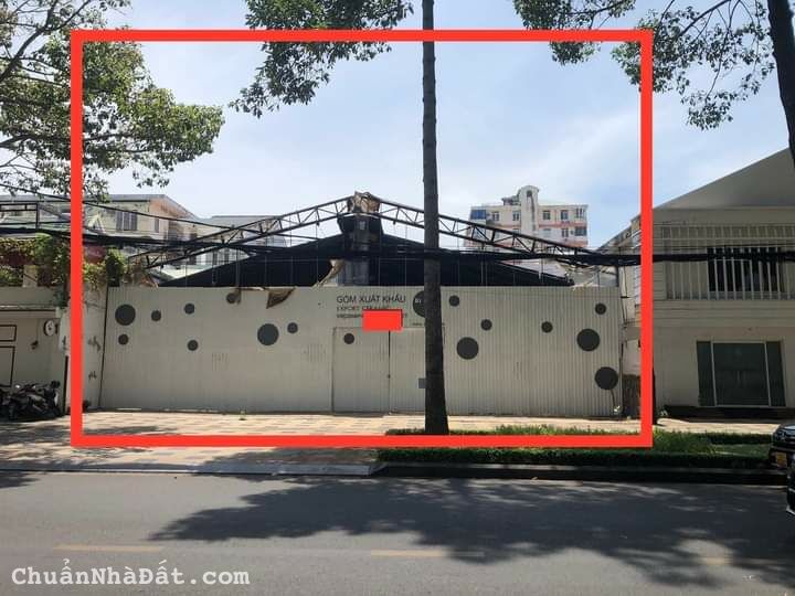 Mặt Tiền Trần Hưng Đạo 20x40m Chỉ 200 Triệu