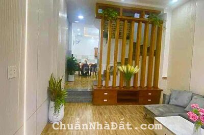 Nhà Nguyễn Phúc Chu giáp Trường Chinh và, Phan Huy Ích, 49m2, 4,98 tỷ