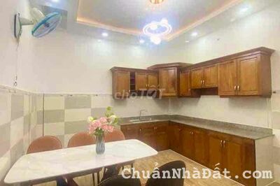 Nhà Nguyễn Phúc Chu giáp Trường Chinh và, Phan Huy Ích, 49m2, 4,98 tỷ