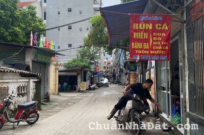 Bán nhà đường Phạm Văn Đồng, Bắc Từ Liêm lô góc 2 mặt ngõ ô tô kinh doanh siêu hiếm, dòng tiền cao.