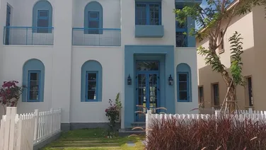 Kẹt tiền bán gấp biệt thự song lập tại Novaworld Phan Thiết 5,5 tỷ - 160m2. Lh:0902843868