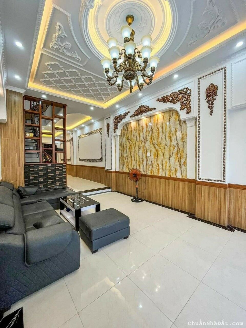 CHỦ NGỘP ! Giảm ngay 800 triệu... GIÁ BÁN MỚI CÒN LẠI KHÁ RẺ chỉ 10 TỶ