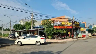 Giảm giá bán gấp 200m2 đất góc 2MT khu Lavenđer Thạnh Phú Vĩnh Cửu. SHR chỉ 5.3 tỷ. Lh:0903693712