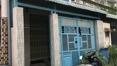 Cần bán gấp nhà xã Mỹ Hạnh Bắc Đức Hòa, 1 Trệt 1 Lầu 150m2 SHR chỉ 2.45 tỷ. Lh:0913191403.