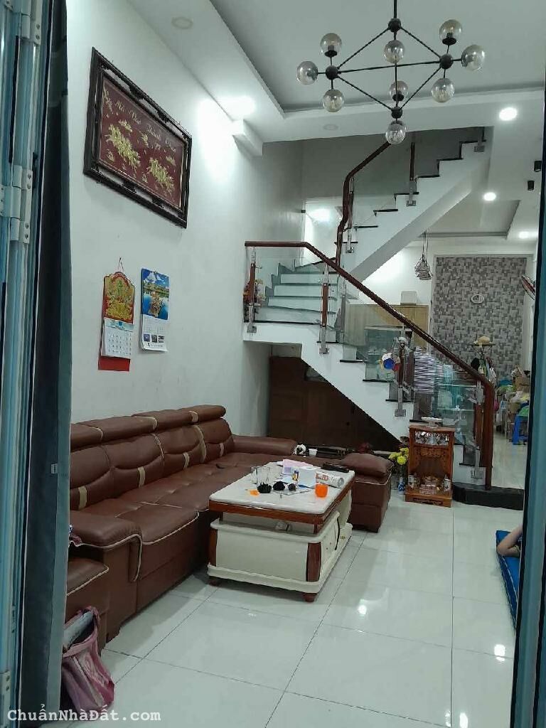 Bán nhà 3T mới đẹp cạnh Gò Cát, Phú Hữu, Quận 9,65m2, HXH, hoàn công, chỉ 6 tỷ