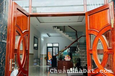 Nhà giá hời nhất Hẻm 1/ Thăng Long Q.Tân Bình, 1 Trệt 2 Lầu, Giá 2tỷ350, DT 100m2,Sổ hồng riêng chí