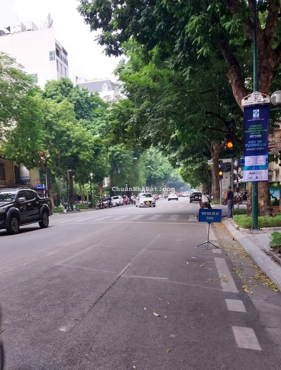 Bán nhà Mặt phố Trần Hưng Đạo, Hoàn Kiếm - Vị trí số 1 - Giá trị của đẳng cấp.