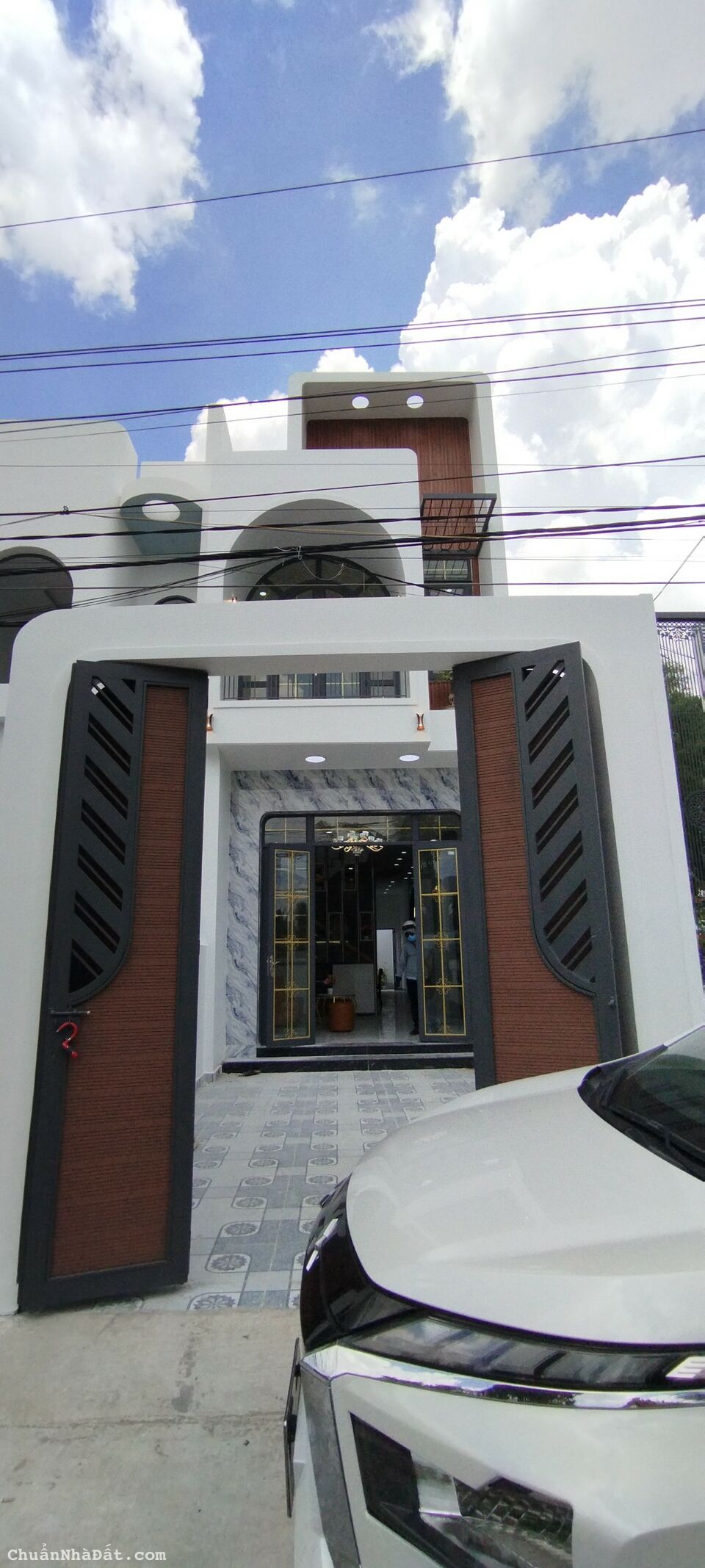 BÁN NHÀ SIEU ĐẸP, HOÀN CÔNG ĐỦ, 107M2 MT ĐƯỜNG BÀ RÂM